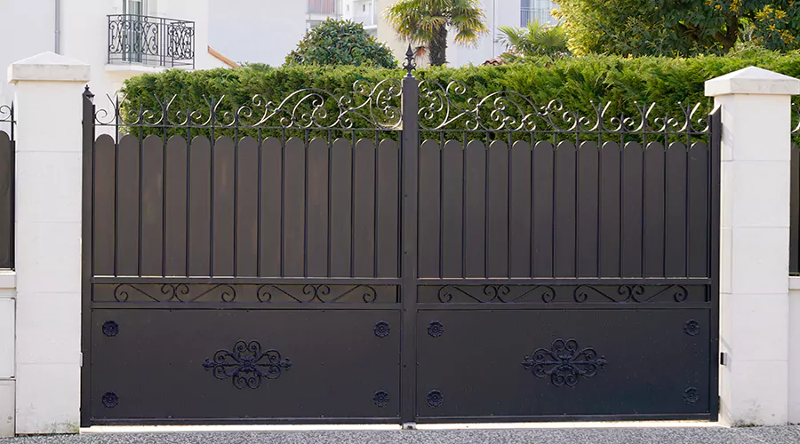 Commercial Gate Repair Essentials in Miami